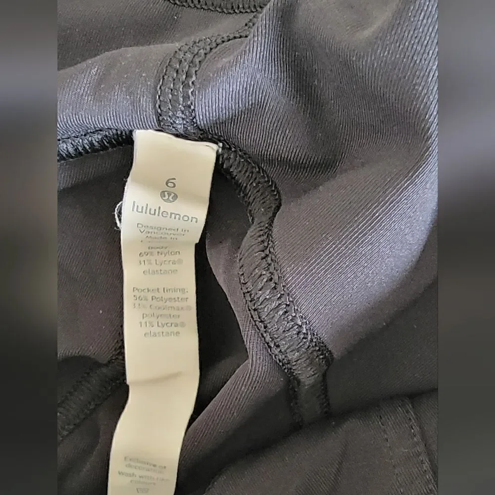 Lululemon Cropped Pocket Leggings 23